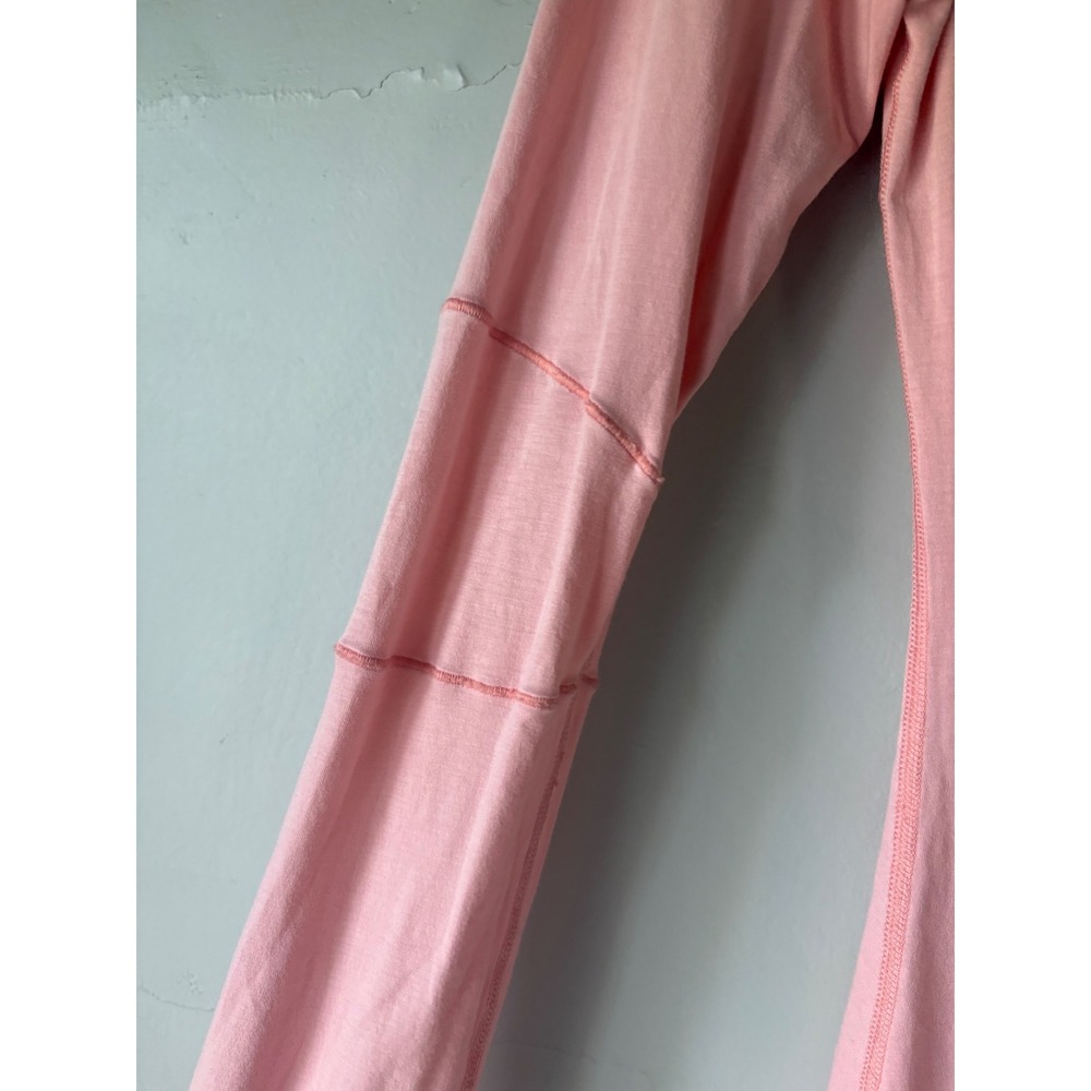 Lululemon Devotion Long Sleeve Tee Bleached Coral Size 2 - Picture 9 of 11